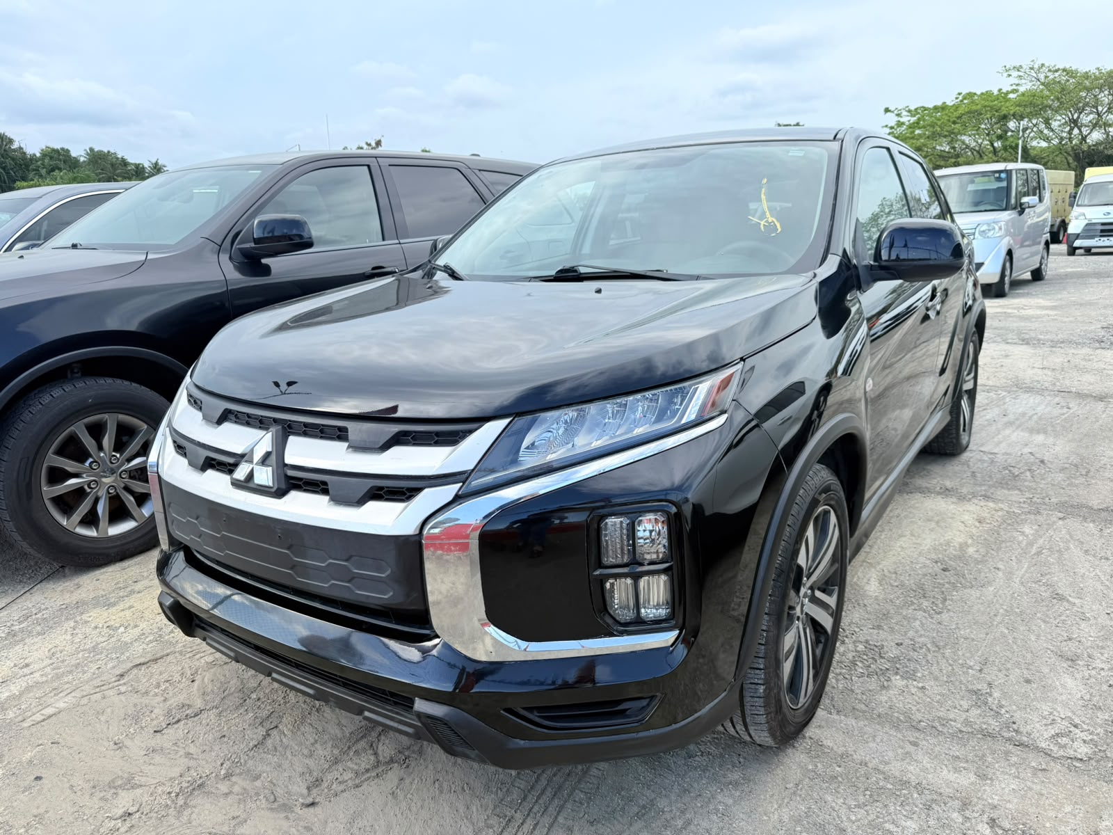 Mitsubishi Outlander Sport 2020 - foto 1